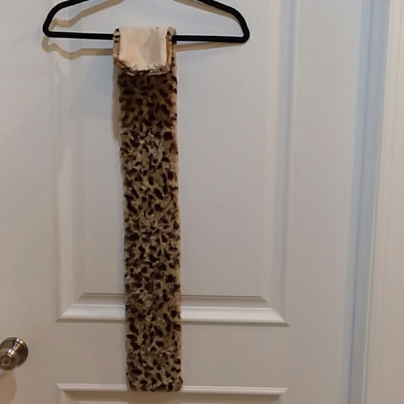 Vintage Handmade Faux Fur collar/Scarf - Picture 5 of 5